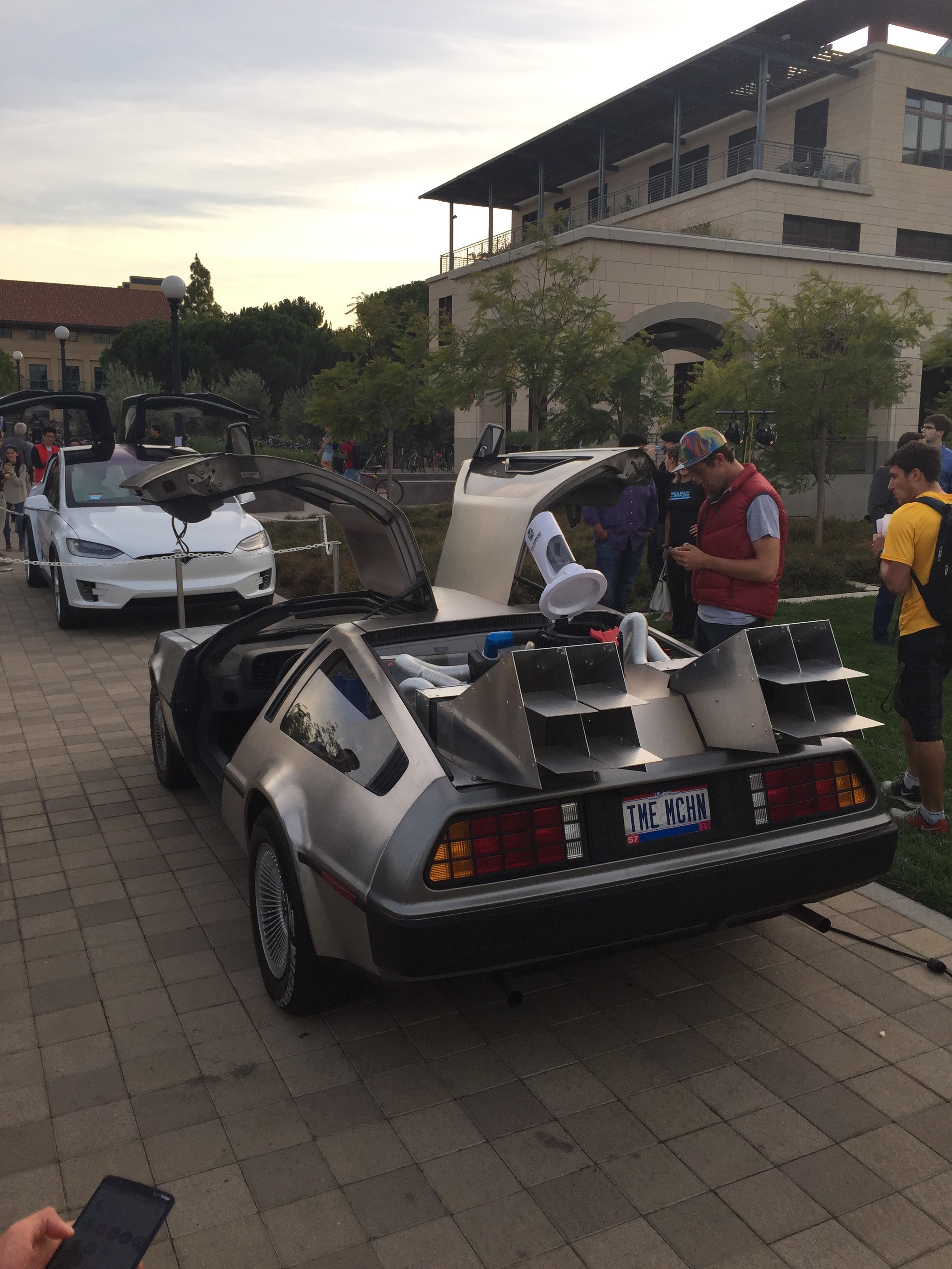 Tesla Model X & Back to the Future's De Lorean!
